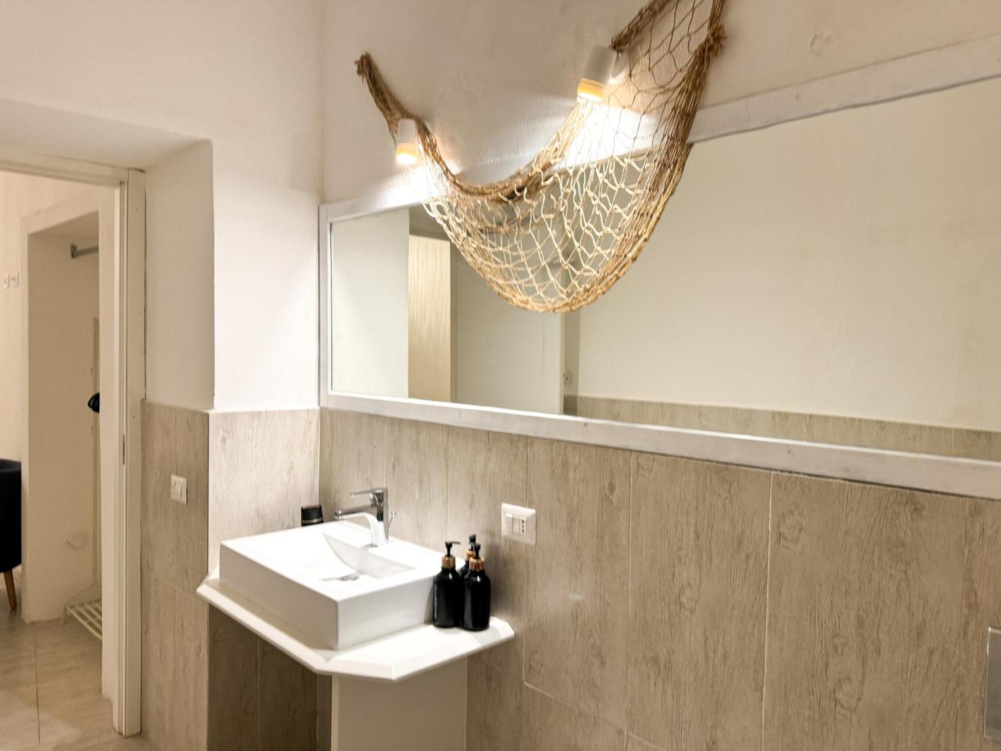 Apartamento Bacans - Vico Collegio At Marina Cagliari Exterior foto